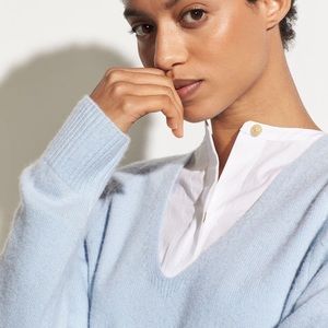 [NWT] Orig $330 Vince Deep V-Neck Raglan, Sz S